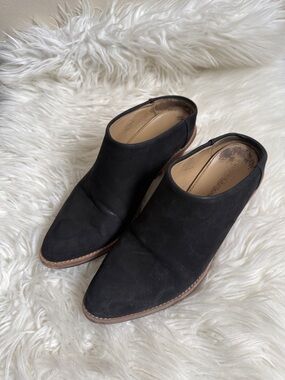Poppy Barley Black Suede Slip-On Mule size 7